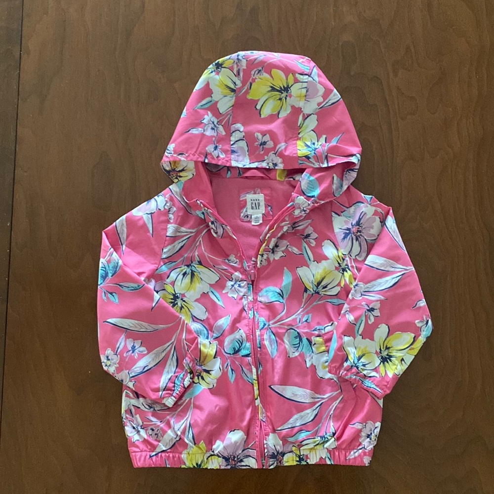GUC Baby Gap windbreaker. Size 4T.